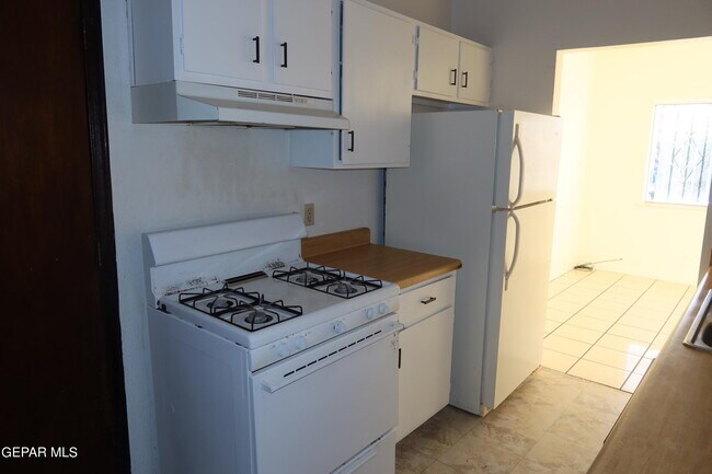 Building Photo - 10736 Obsidian St