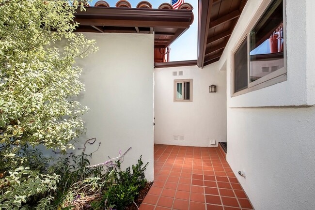 Building Photo - 772 Terni Ln
