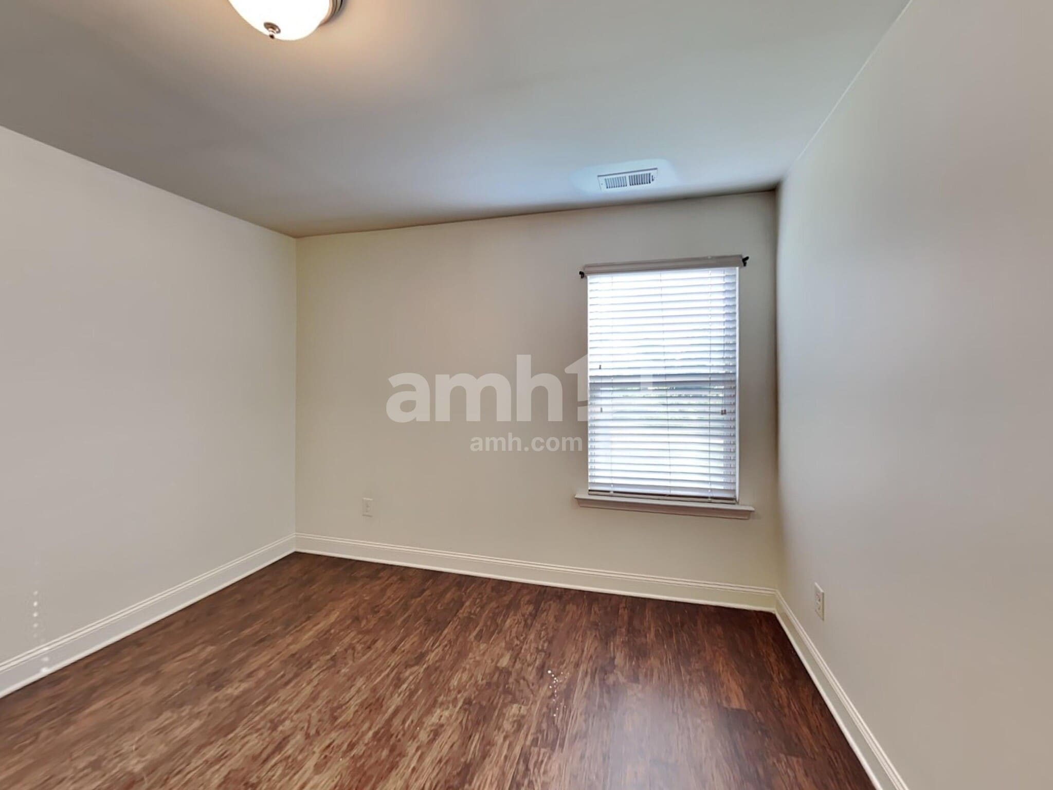 Building Photo - 264 Makenna Dr