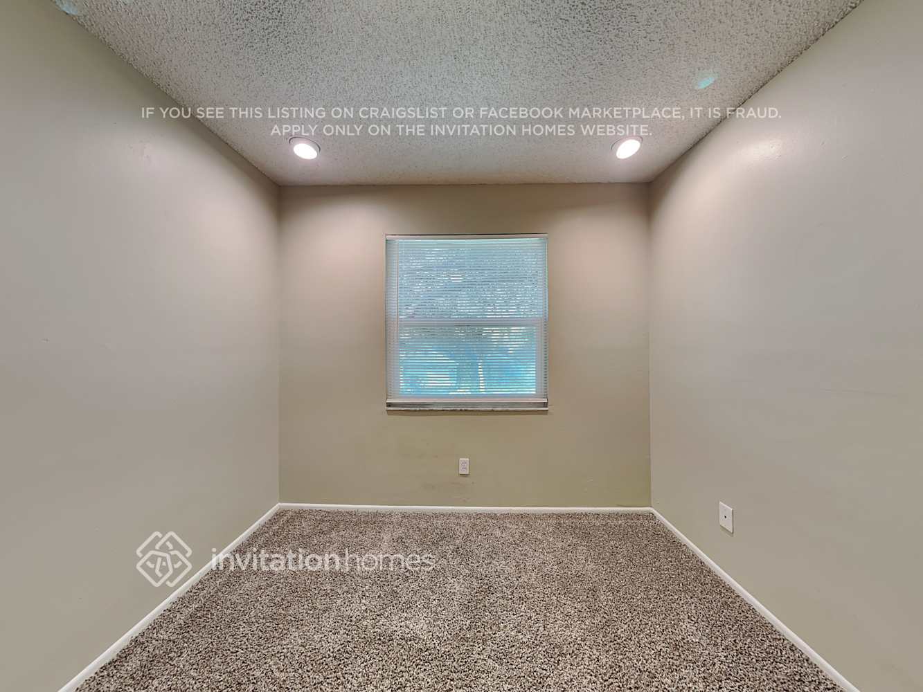 Building Photo - 10916 Carnelian Ln