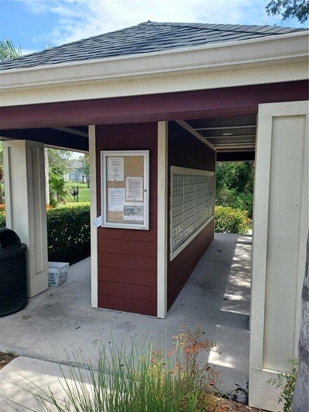 Building Photo - 5570 Rosehill Rd