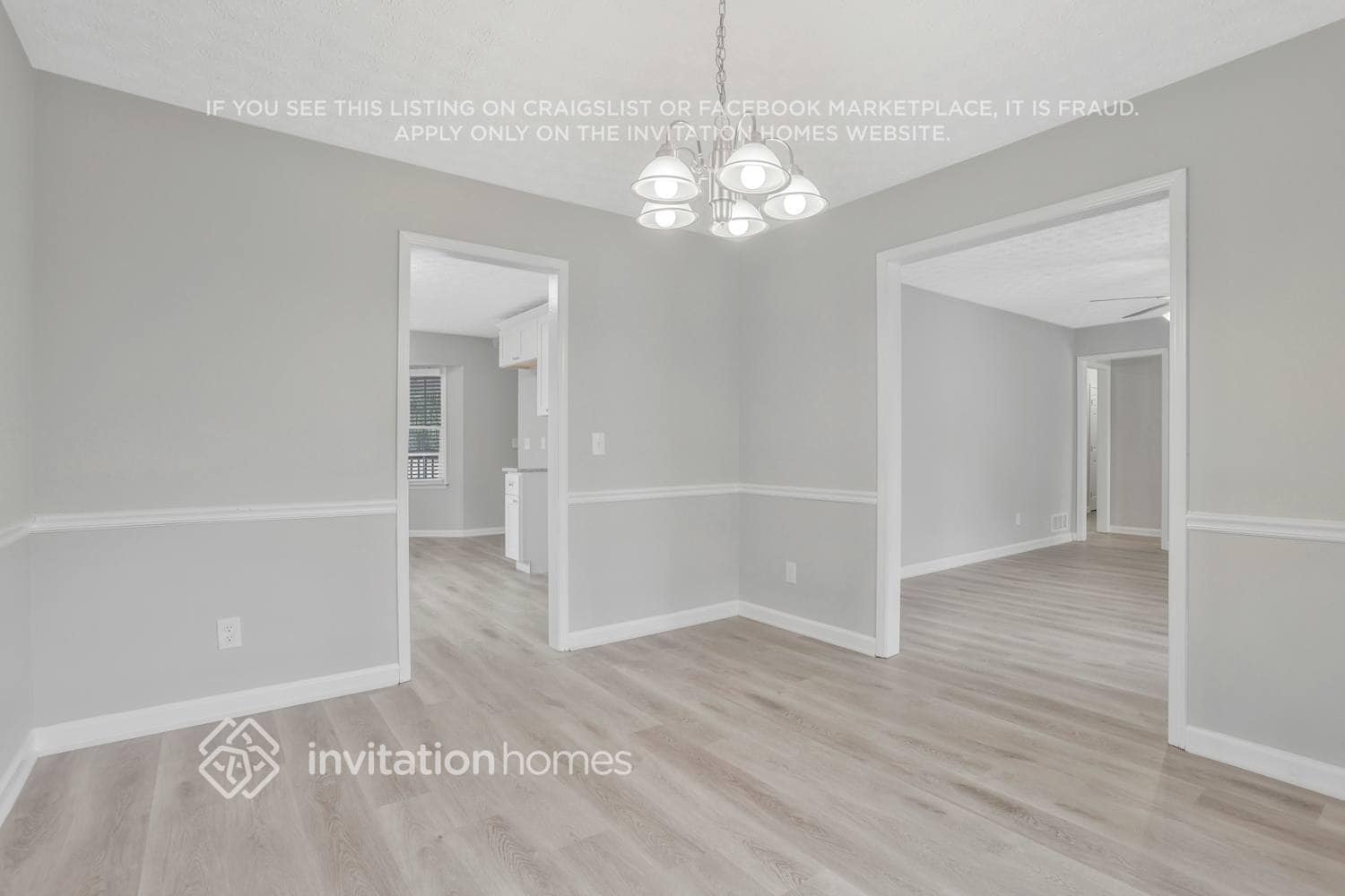 Building Photo - 2082 Cezar Dr