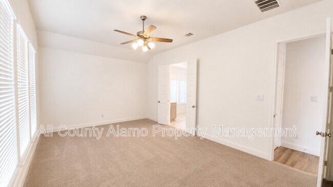 Building Photo - 335 Alpine Lks