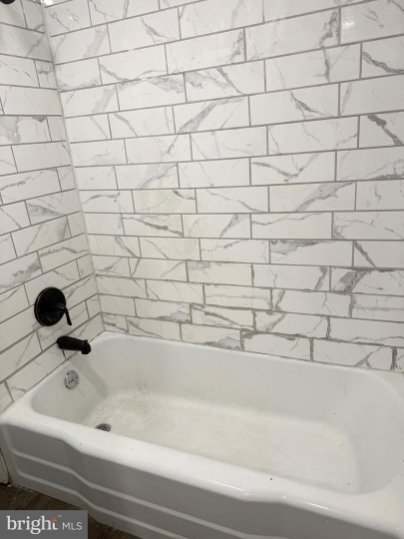 Building Photo - 440 North St