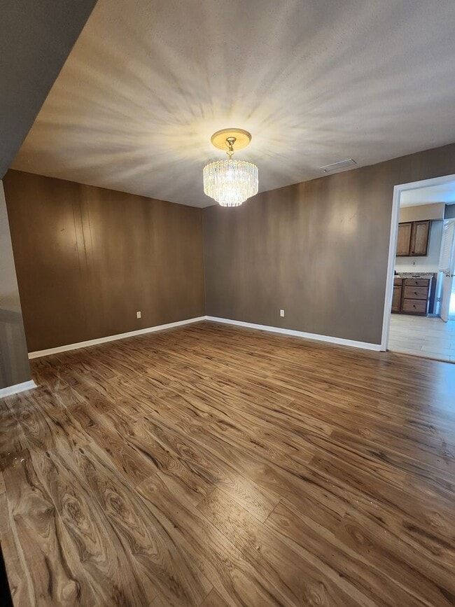 Building Photo - BEAUTIFUL 3 BEDROOMS 2 BATHS IN PHENIX CITY
