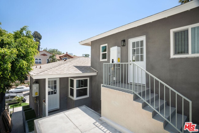 Building Photo - 7127 Ramsgate Ave