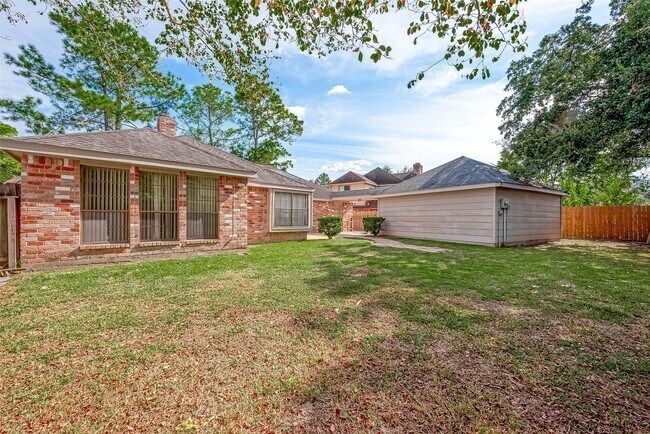 Building Photo - 14818 La Rana Dr