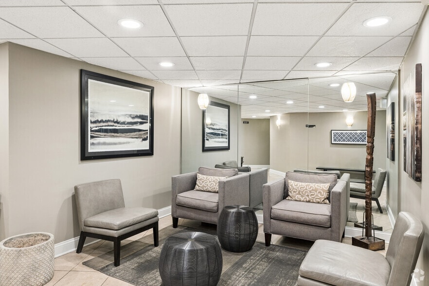 Lobby Photo - Butterfield Towers Apartments