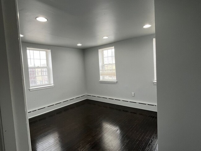 Building Photo - 1101 Tree St