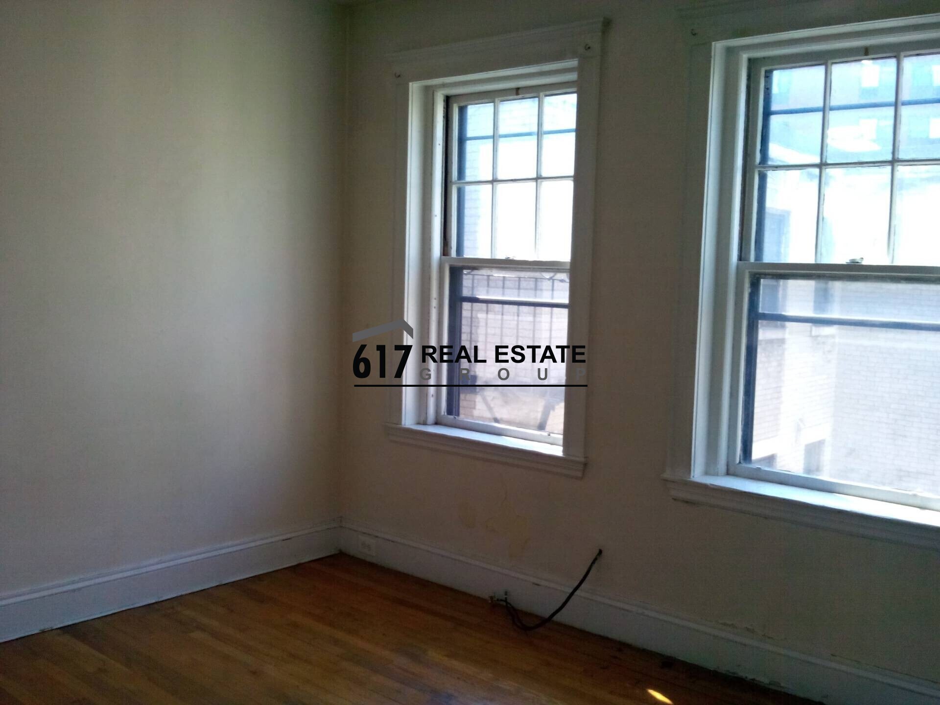 Building Photo - 317 Allston St