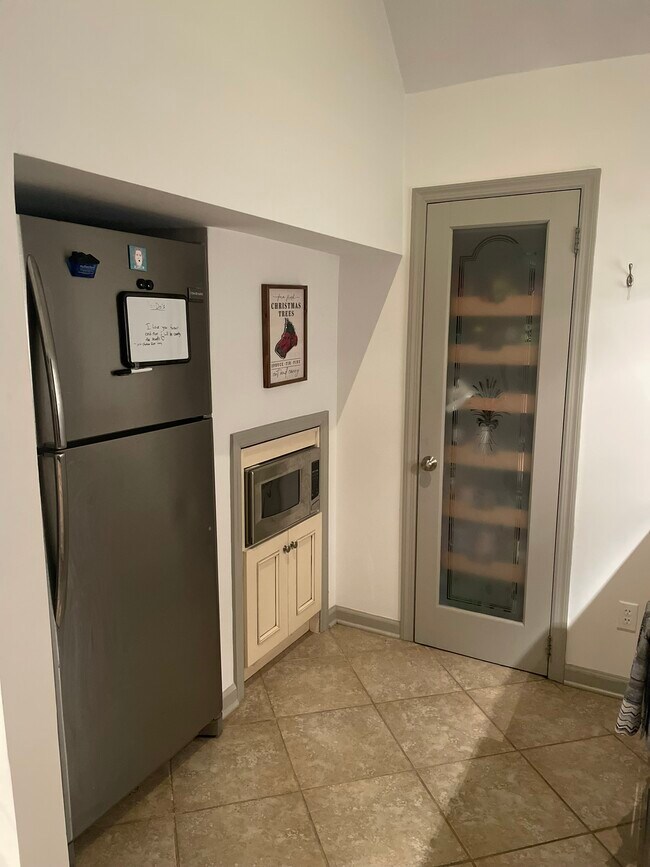 Kitchen - 2195 Long Ridge Rd