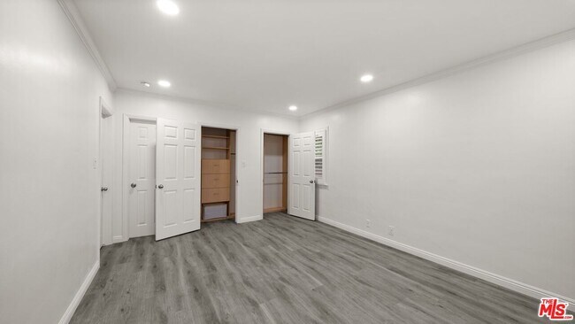 Building Photo - 6311 S La Tijera Blvd