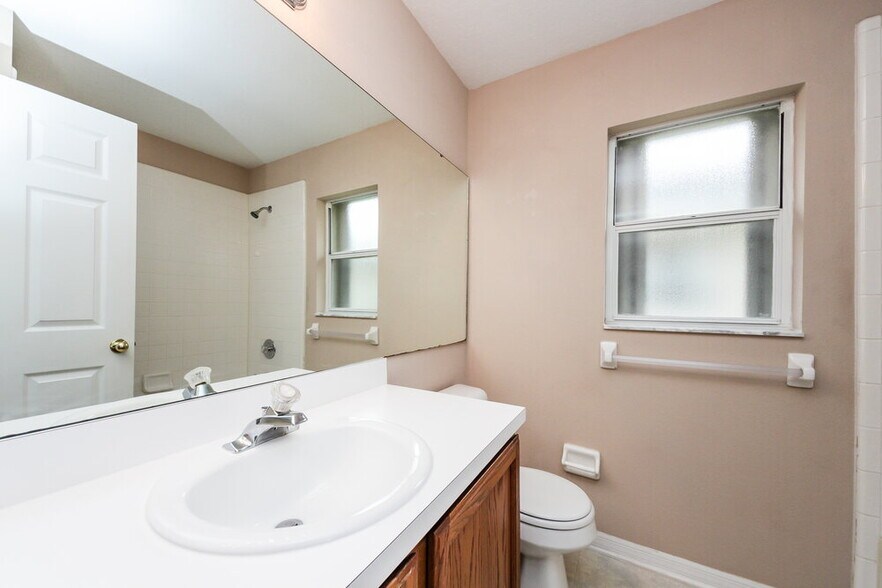 Building Photo - 11528 Grazeley Ct