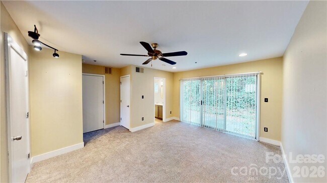 Building Photo - 2062 Atherton Heights Ln