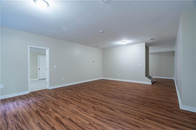 Building Photo - 2121 Spring Sound Ln