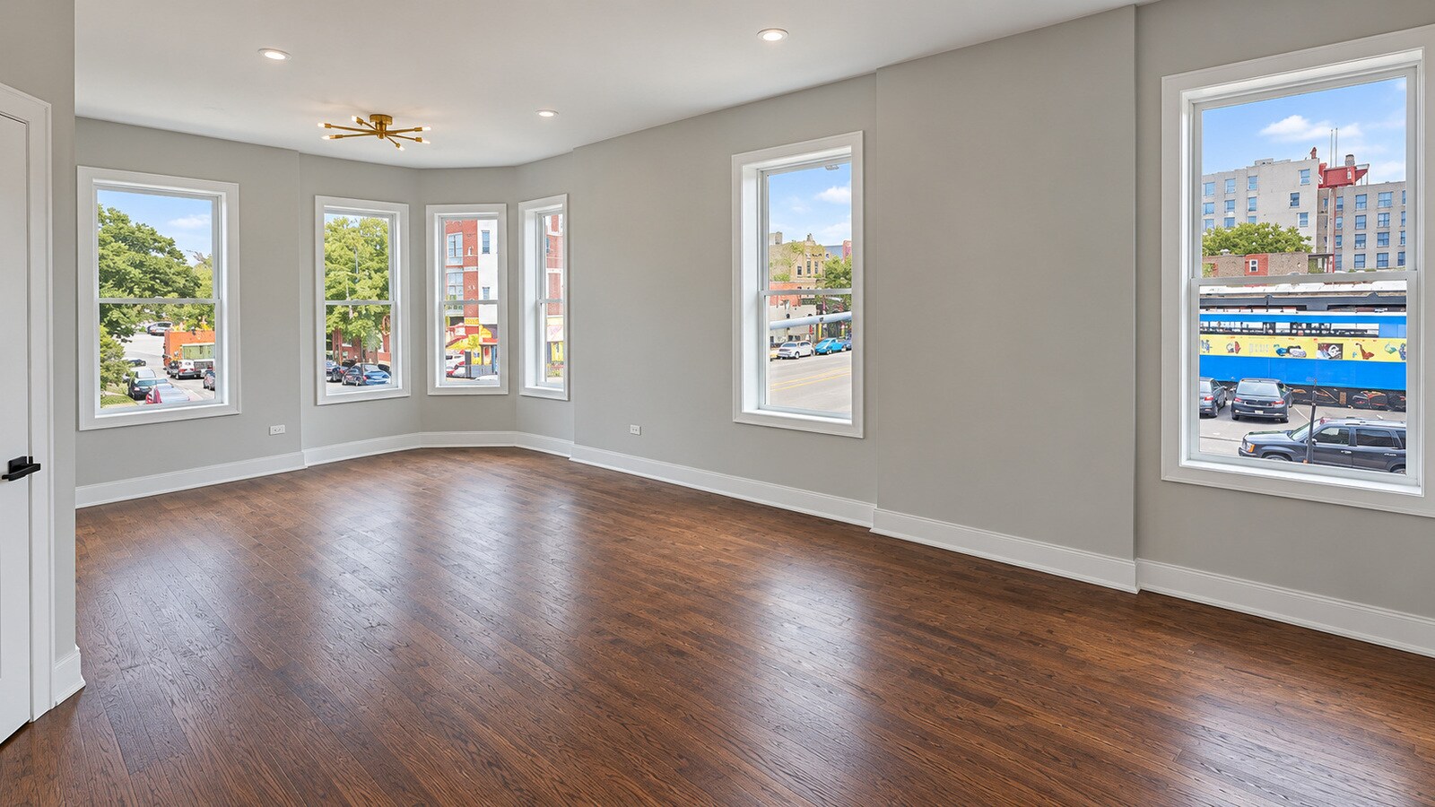 Building Photo - 2024 S Ashland Ave