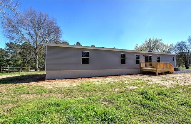 Building Photo - 81 Popham Rd