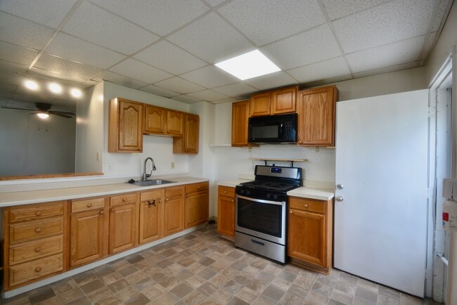 Building Photo - BLAISDELL 303
