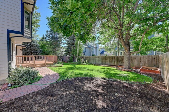 Building Photo - 1625 Flint Ct