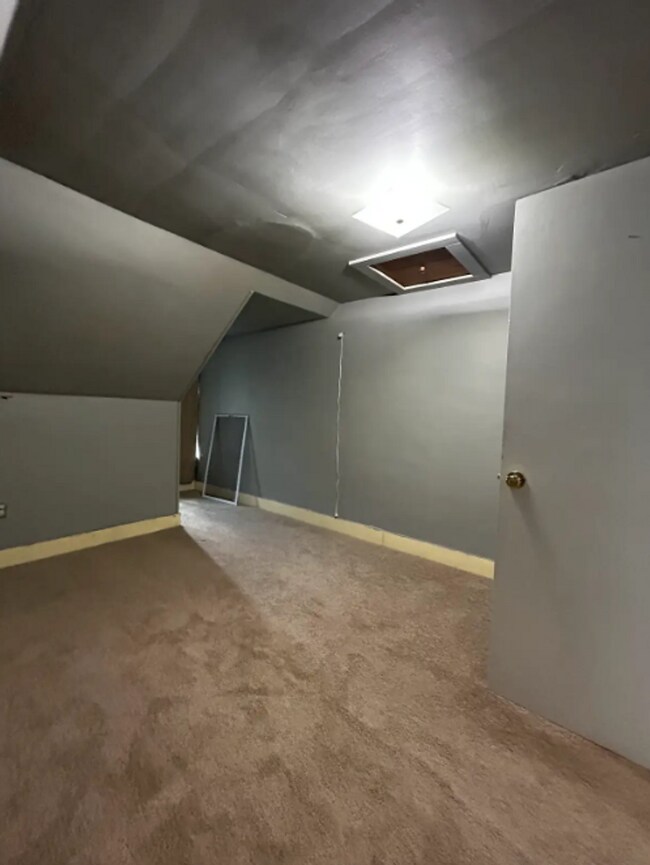 Building Photo - 805-807-807 N Irving Ave