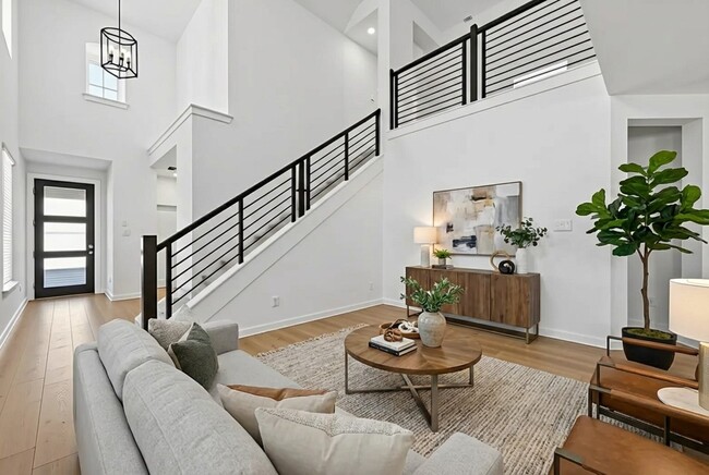 Building Photo - 11211 Midland Hawthorn Pl