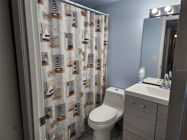 Building Photo - 3064 Lake Bayshore Dr