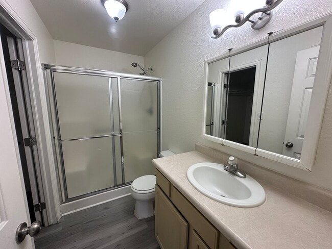 Building Photo - Residential Living