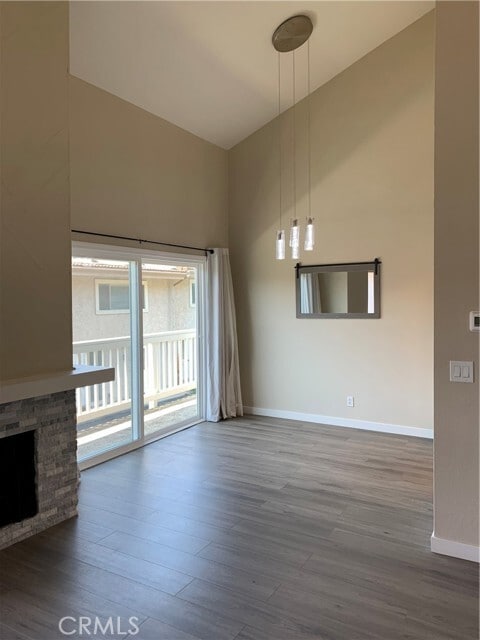 Building Photo - 23821 Hillhurst Dr
