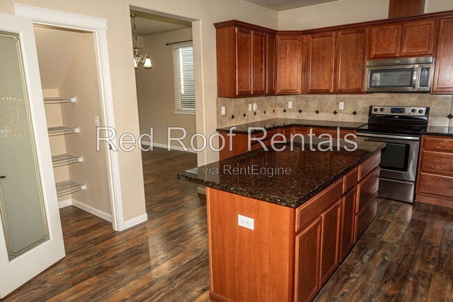 Building Photo - 1441 Farina Lp SE