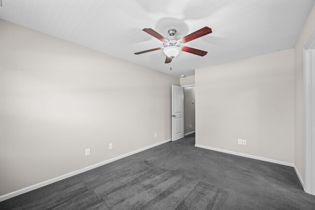 Building Photo - 525 Oyster Rock Ln