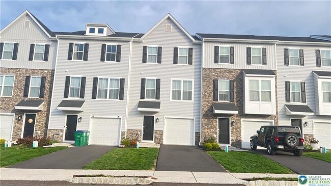Primary Photo - 4904 Brookside Ct