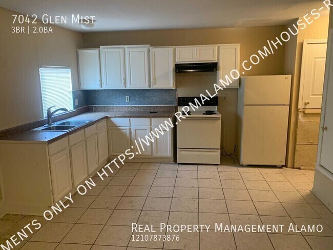 Building Photo - 7042 Glen Mist