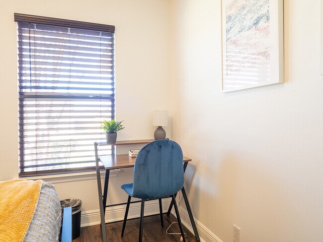 Building Photo - 3257 Elizabeth Anne Ln