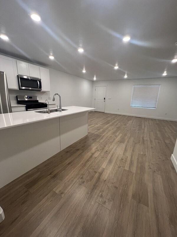 Building Photo - 967 Drifter Ln