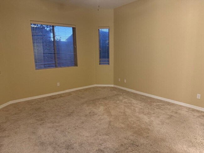 Building Photo - Beautiful 3 bedroom 2 bath 2 car garage home in Pronghorn Ranch!