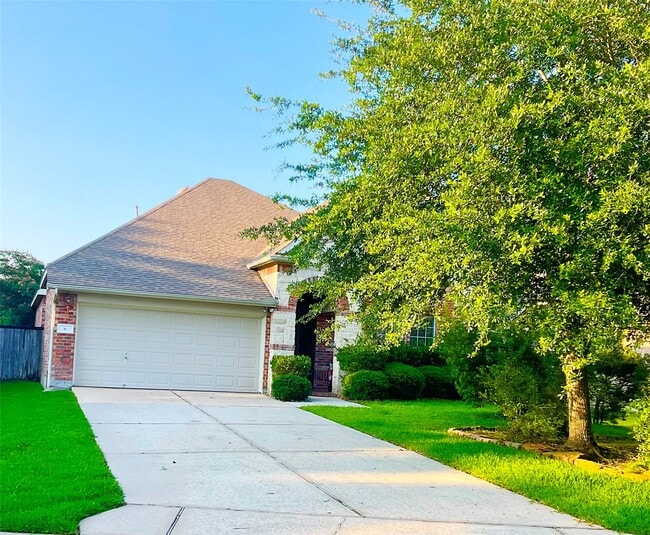 Building Photo - 6 Dragon Hill Pl