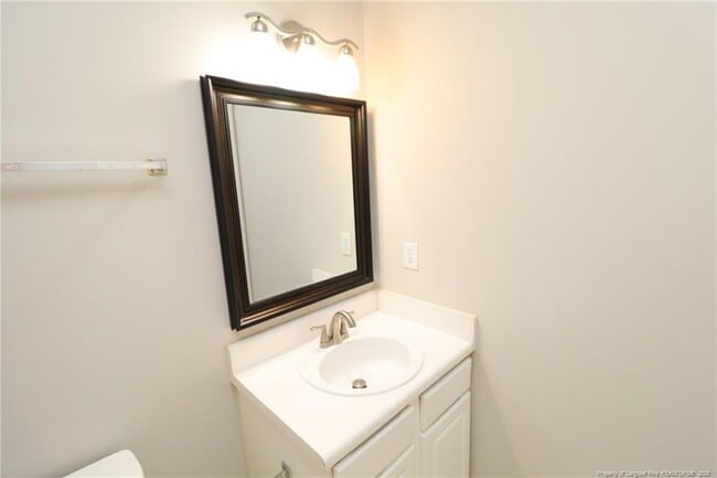 Building Photo - 120 Downing Bluff Dr