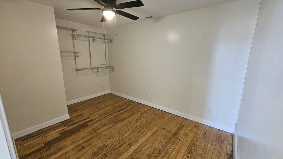 Building Photo - 33 N Main St