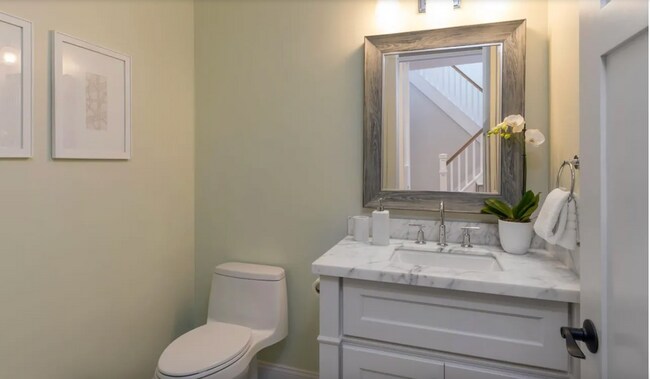 Building Photo - Stunning Designer Home in South Los Altos on a Premier Cul-de-sac.