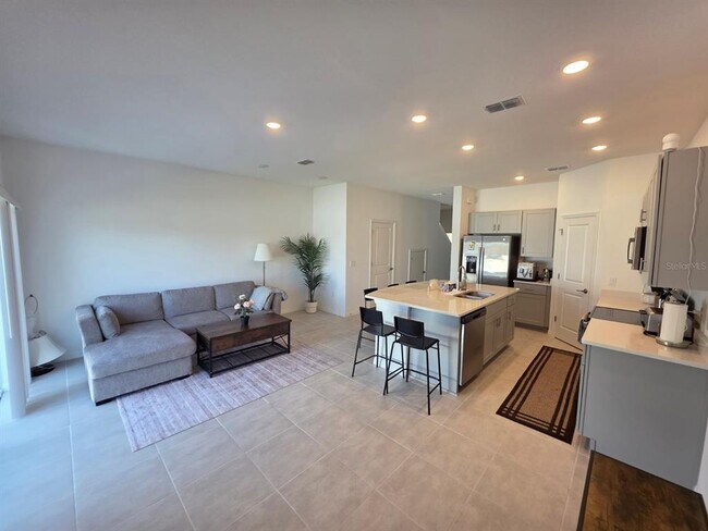 Building Photo - 3572 Landing Net Dr