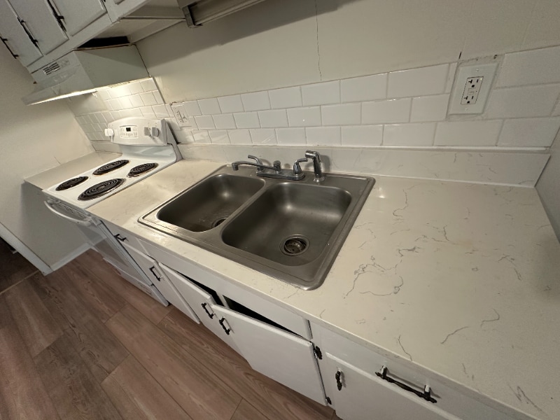 Building Photo - 148 S 17th St