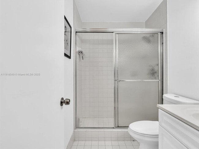 Building Photo - 3558 Magellan Cir