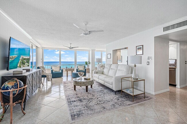 Building Photo - 5540 N Ocean Dr