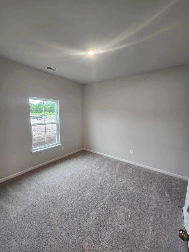 Building Photo - 203 Augusta Grn Wy