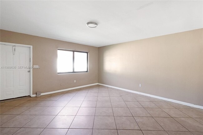 Building Photo - 98 NE 71st St