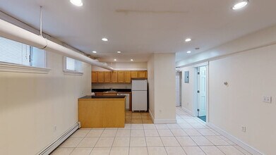 Building Photo - 15 Walbridge St