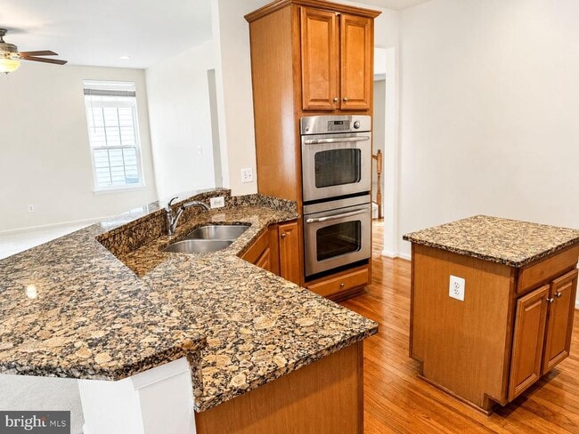 Building Photo - 12489 Pfitzner Ct