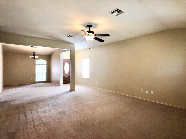 Building Photo - 2141 Pearson Way