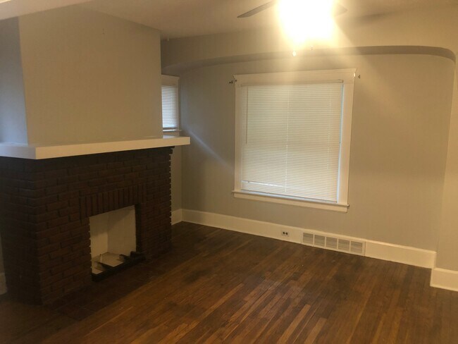 Building Photo - 1482 Lakewood Ave