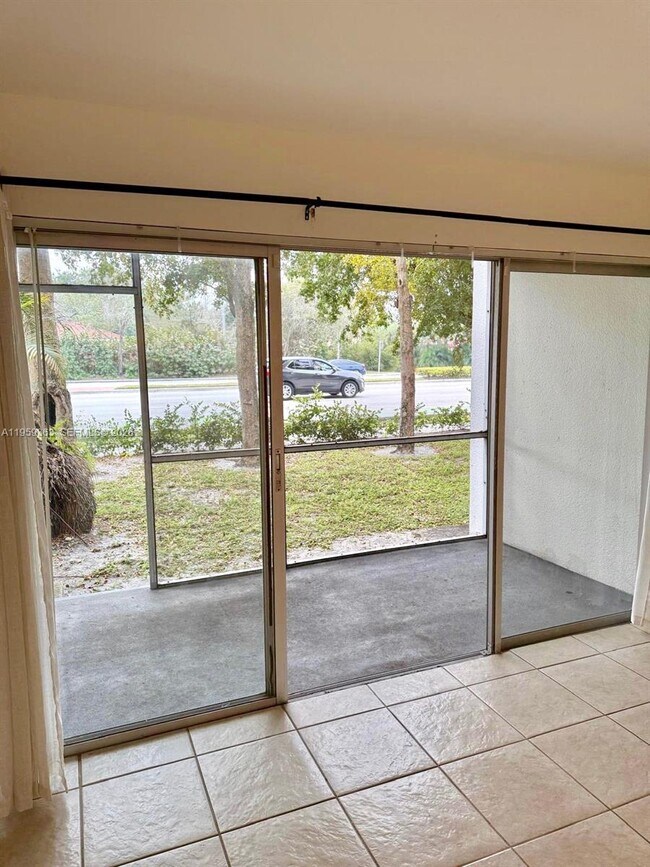 Building Photo - 4205 N University Dr